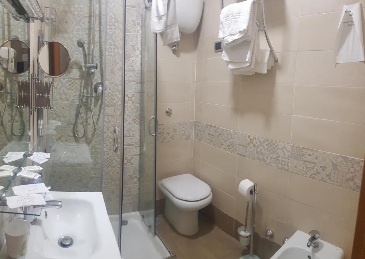 נאפולי Donn'Anna Suite מראה חיצוני תמונה