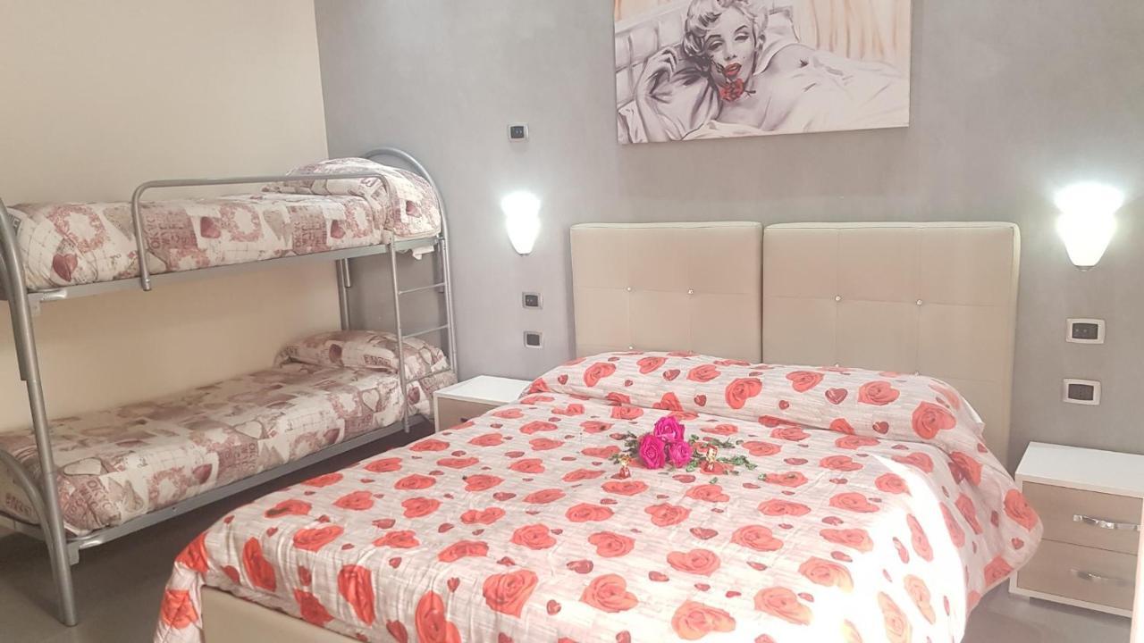 נאפולי Donn'Anna Suite מראה חיצוני תמונה